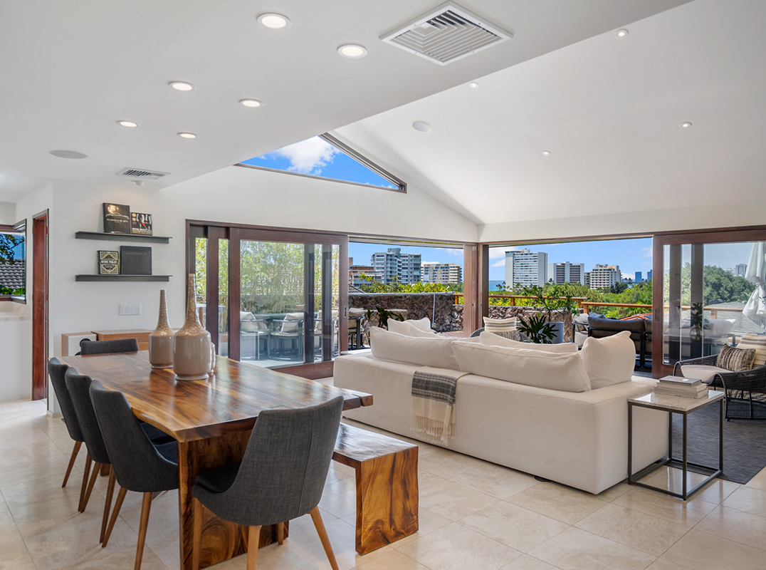 2947 Hibiscus Place
